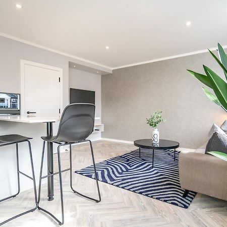 Modern & Chic One Bedroom Apartments In Fitzrovia By Sojo Stay ロンドン エクステリア 写真