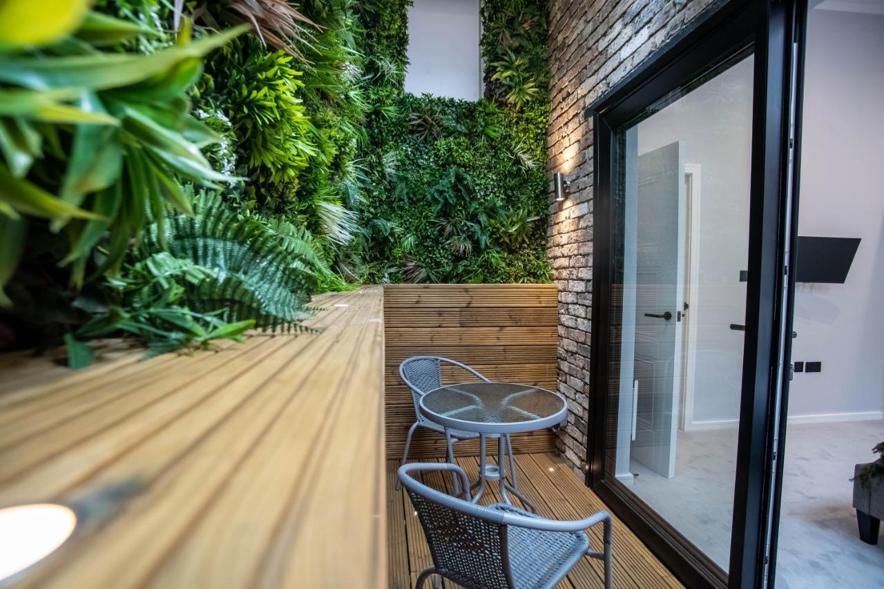 Modern & Chic One Bedroom Apartments In Fitzrovia By Sojo Stay ロンドン エクステリア 写真