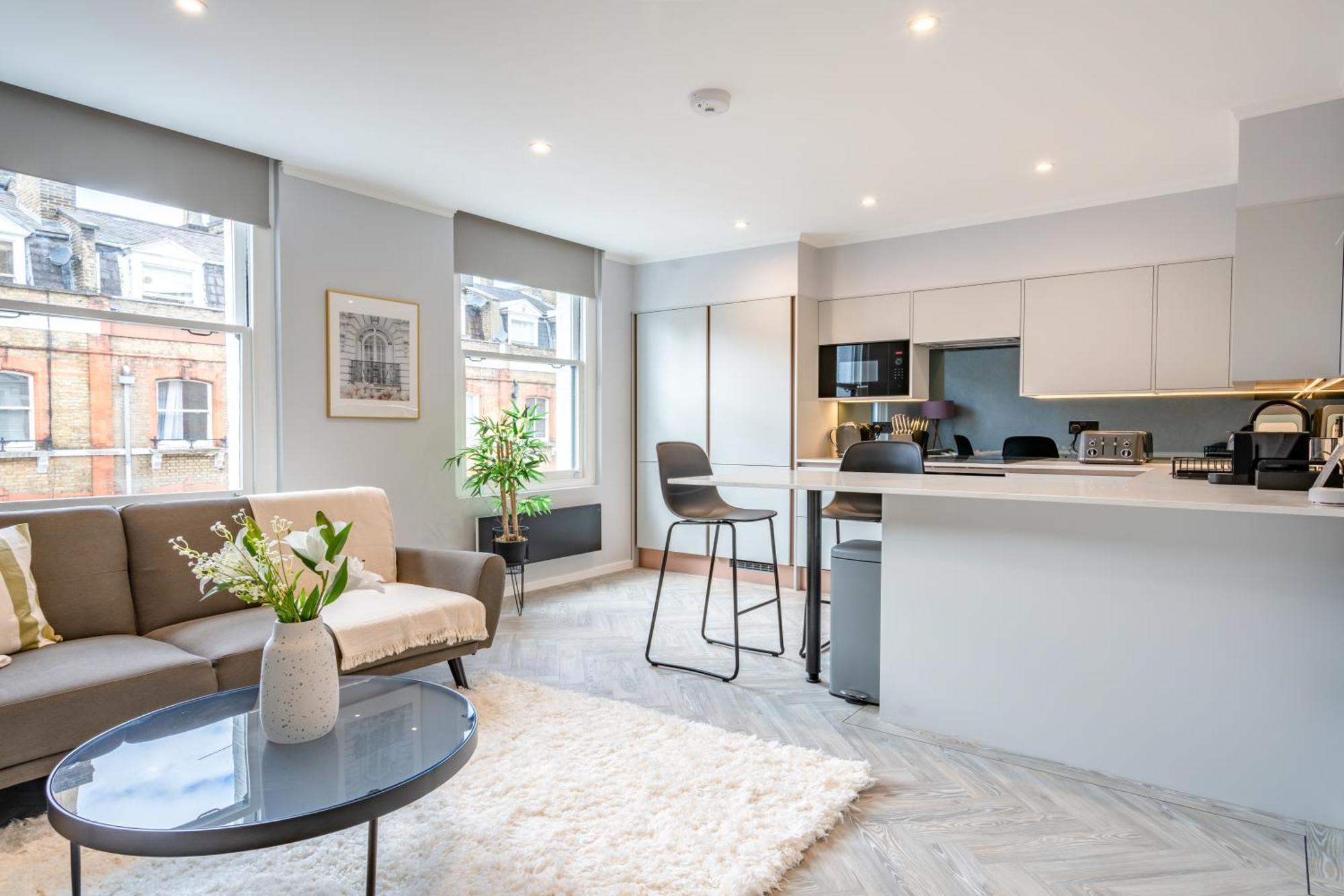 Modern & Chic One Bedroom Apartments In Fitzrovia By Sojo Stay ロンドン エクステリア 写真