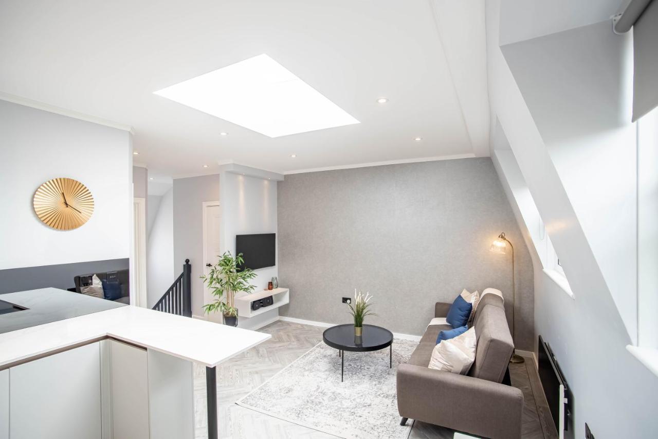 Modern & Chic One Bedroom Apartments In Fitzrovia By Sojo Stay ロンドン エクステリア 写真